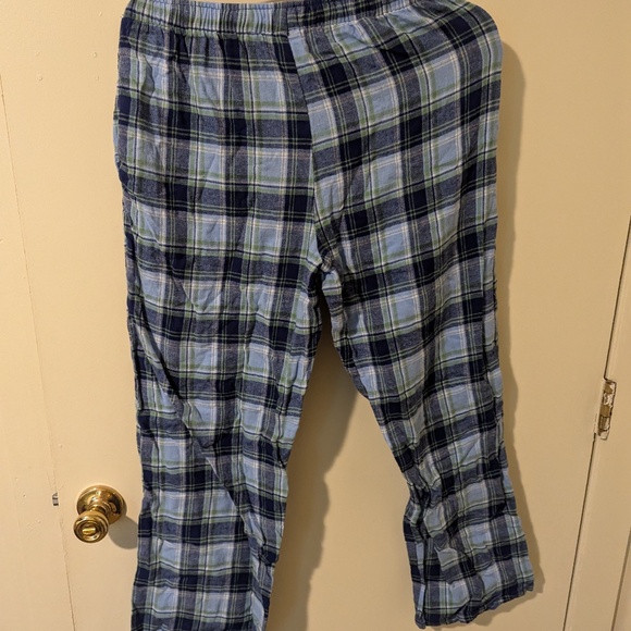 Flannel PJ Sets - Picture 8 of 10